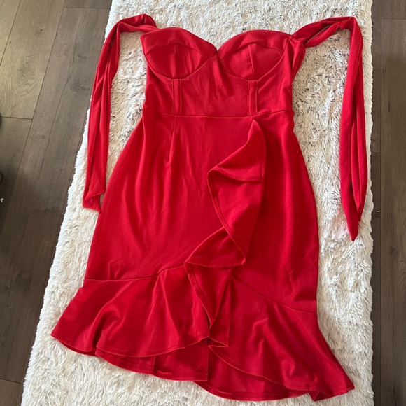 Short Red Strappy Dress Size L - Picture 2 of 8